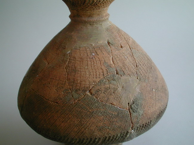 一宮市博物館データ検索システム｜弥生土器：台付細頸壺